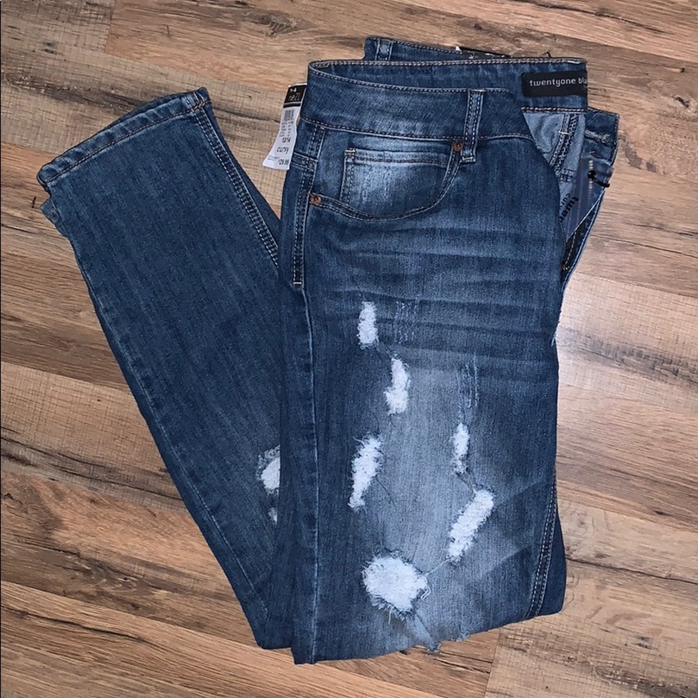 Curvy Fit Skinny Jeans - NWT, Size 13/14